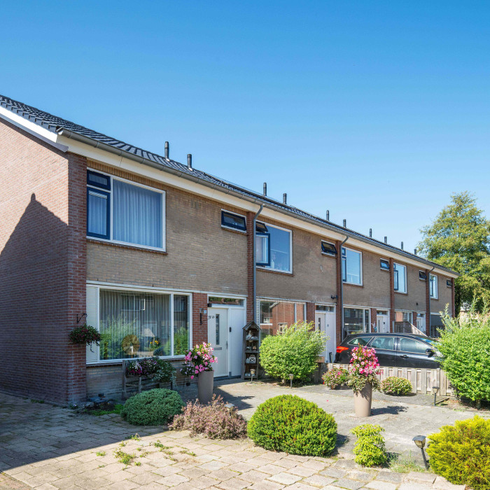 Plegt Vos Westerhaar Rozenstraat CSF260128 400