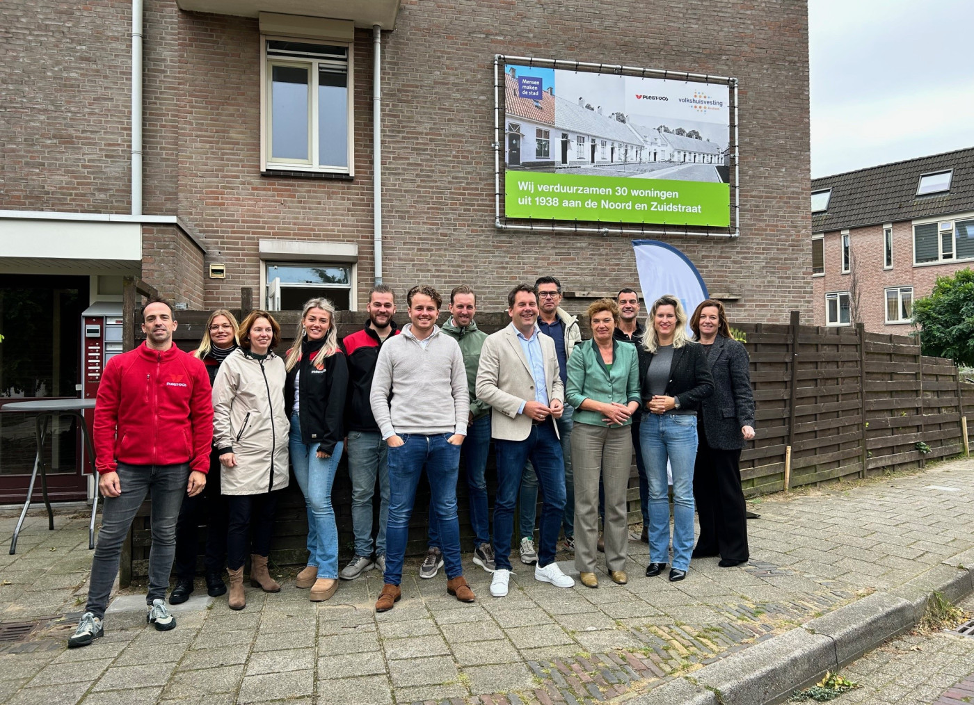Plegt Vos en Volkshuisvesting