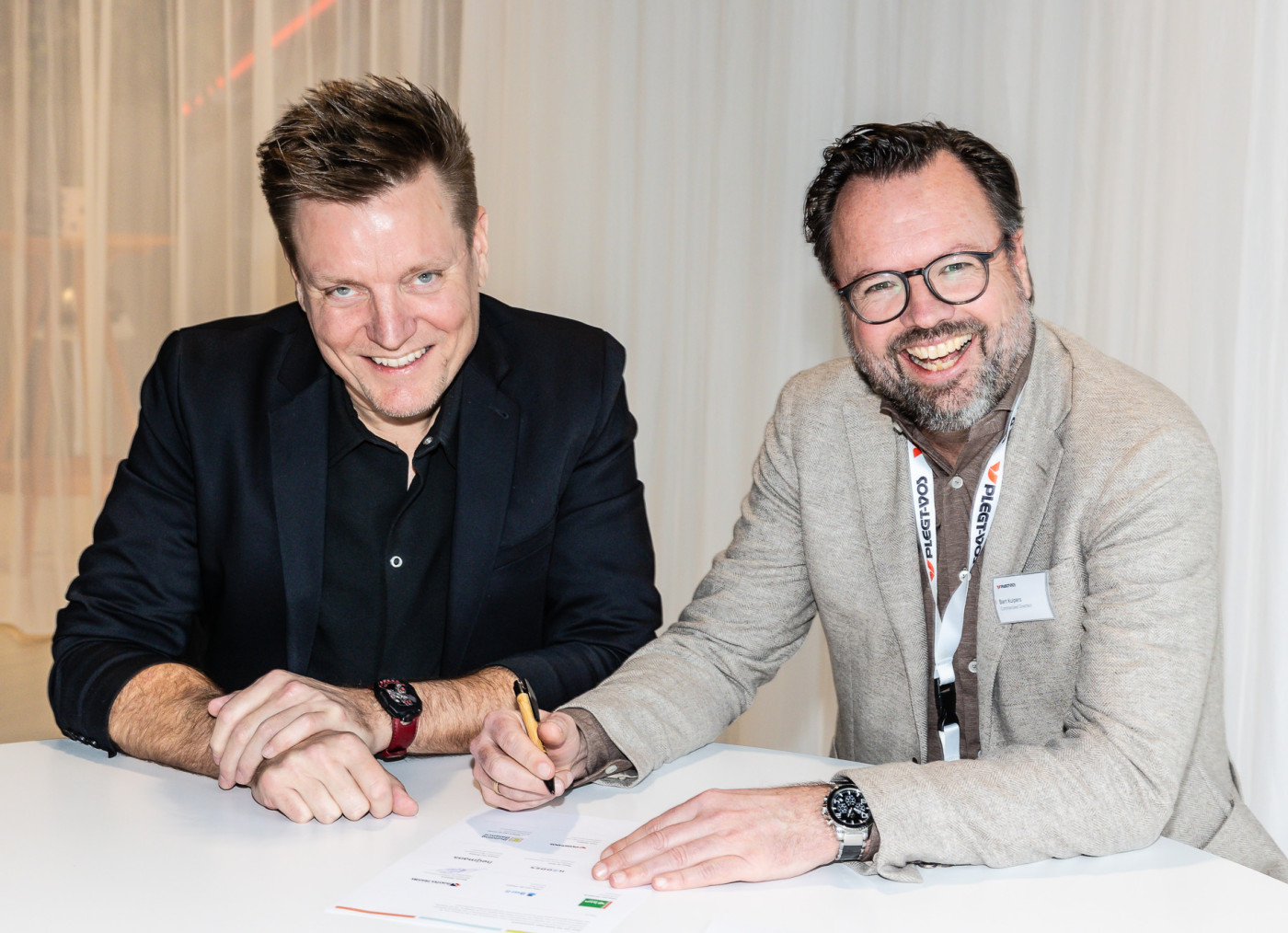 ondertekening Wocoda25 foto eric van nieuwland 125011